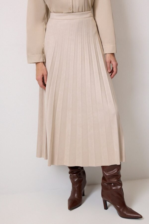 PLEATED SUEDE SKIRT - Image 3